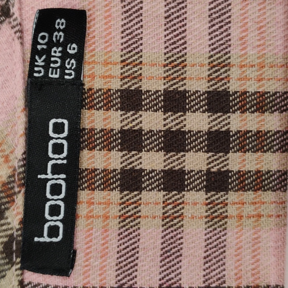 BooHoo Pink Plaid Dress With Ruffle Sleeves  6 - Picture 2 of 7